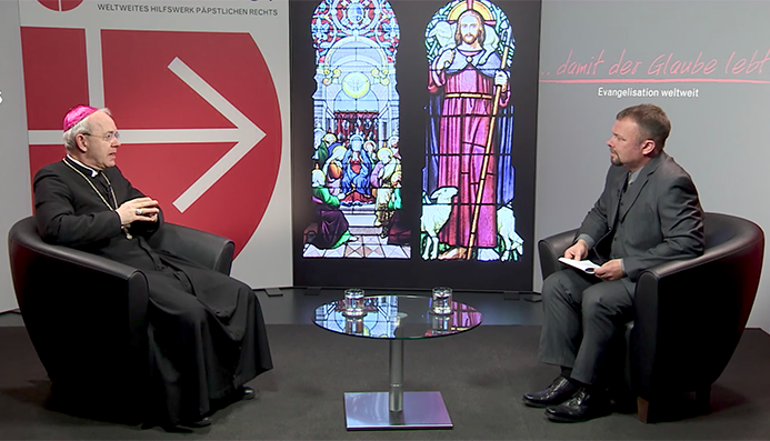 Weihbischof Athanasius Schneider �ber die Realpr�senz Christi in der heiligen Eucharistie